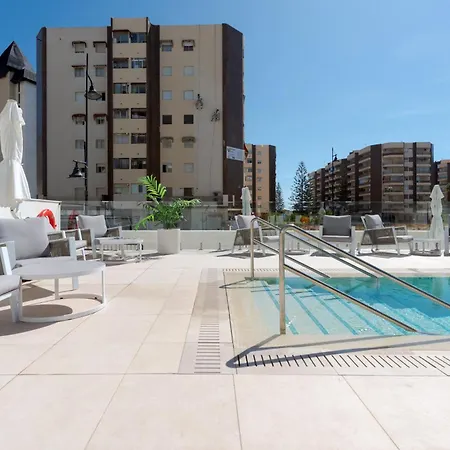 Jade Tower - 2-bedroom Coastal Luxury In Fuengirola