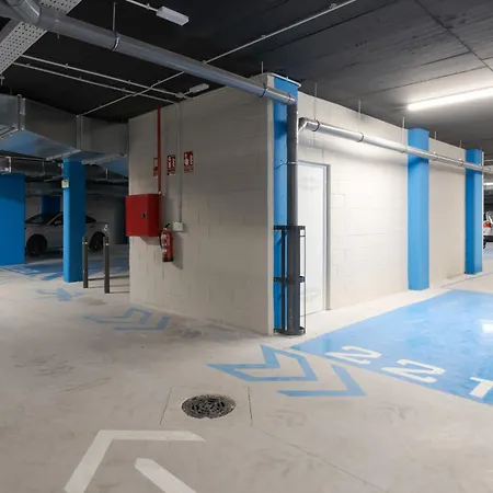 Jade Tower - 2-bedroom Coastal Luxury In Διαμέρισμα Fuengirola