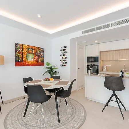 Apartamento Jade Tower - 2-bedroom Coastal Luxury In