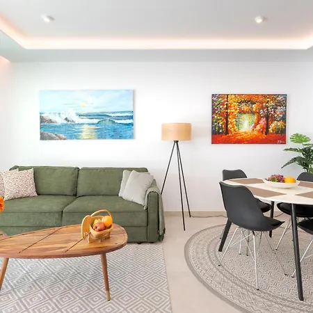 Jade Tower - 2-bedroom Coastal Luxury In Lägenhet Fuengirola